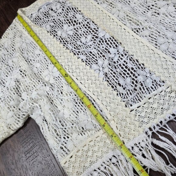 American Eagle Outfitters Cream Lace Open-Front Kimono Cardigan with Fringe - Picture 3 of 7